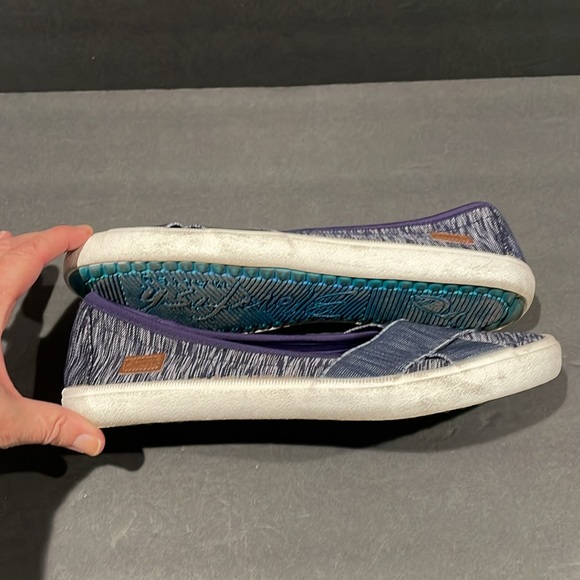 BLOWFISH - Lacey canvas slip-ons - Picture 8 of 9